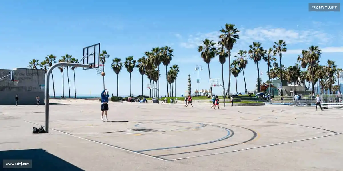 JDB电子🏒冰刀划过冰面,留下的不只是痕迹,还有热爱的温度!